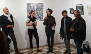 Fabiola Casagrnade, adjointe à la Culture a accueilli l'artiste lors du vernissage aux côté de Viviane Thiry, virginie Martin et Joseph Mulé.